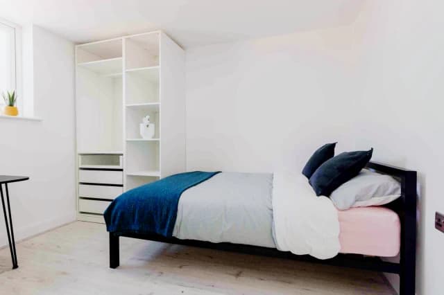 61 Granville Road, L15 image