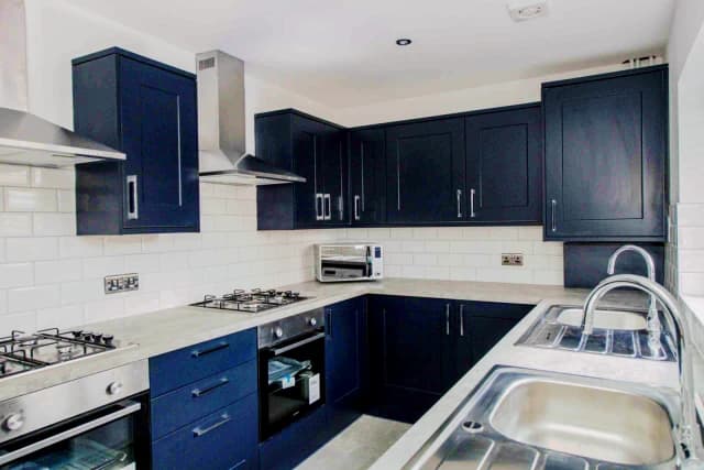91 Alderson Road image 4