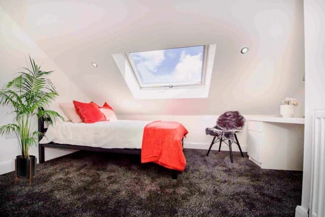 61 Thornycroft Road, L15 image