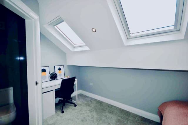 18 Woodcroft Road, L15 image