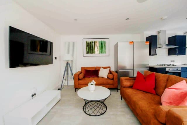91 Alderson Road image 3