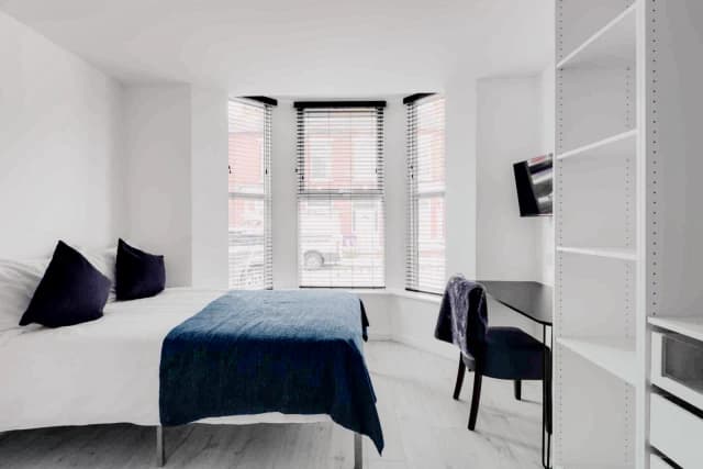 36 Cranborne Road image