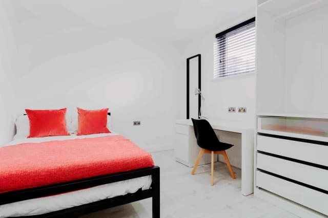 166 Alderson Road, L15 image