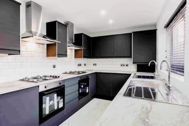 7 Tabley Road, L15 image 3