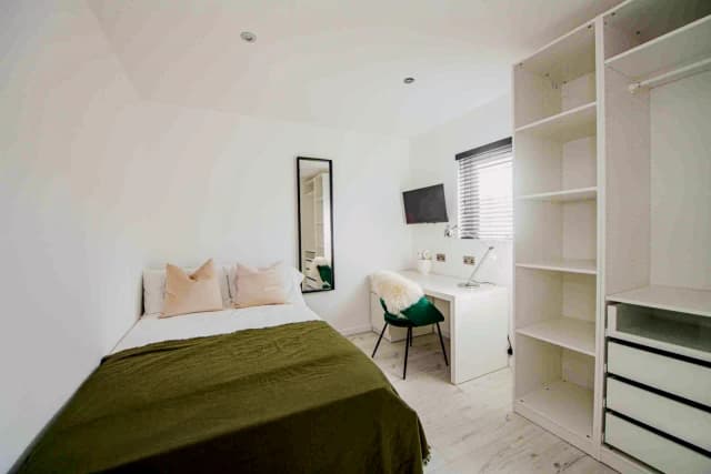91 Alderson Road image