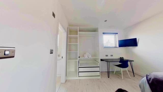 38 Cranborne Road