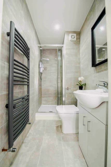 61 Thornycroft Road, L15 image 4