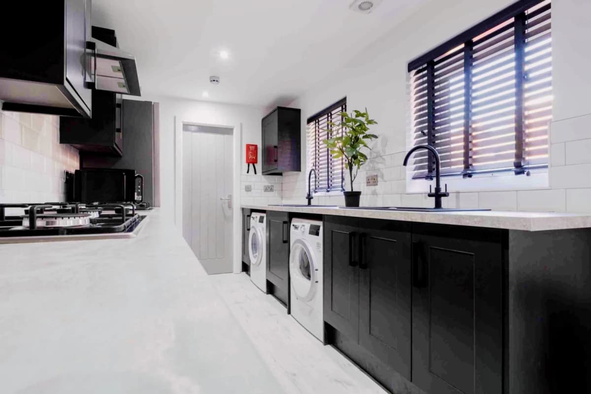 8 Dunlop Street, LN5 image 5