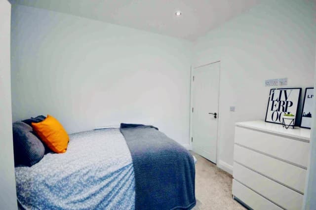 18 Woodcroft Road, L15 image