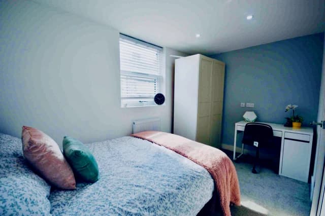 16 Grosvenor Road, L15 image 4
