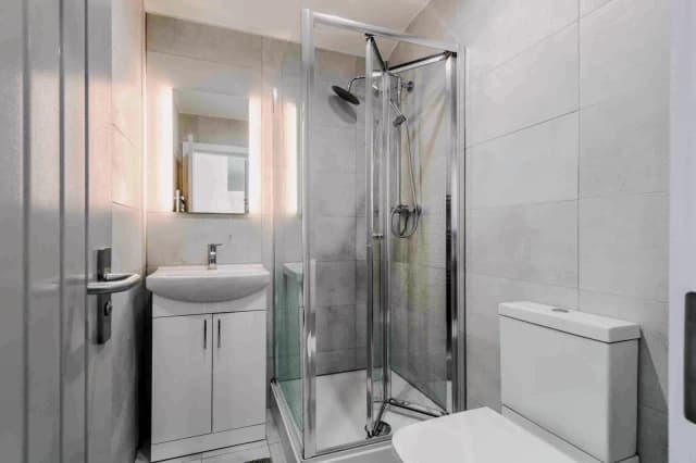 19 Langdale Road – flat 4 image