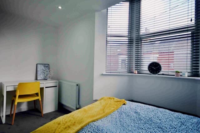 20 Ingrow Road, L6 image