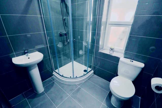 9 Cranborne Road, L15 image