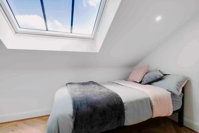 141 Albert Edward Road L7 image 5