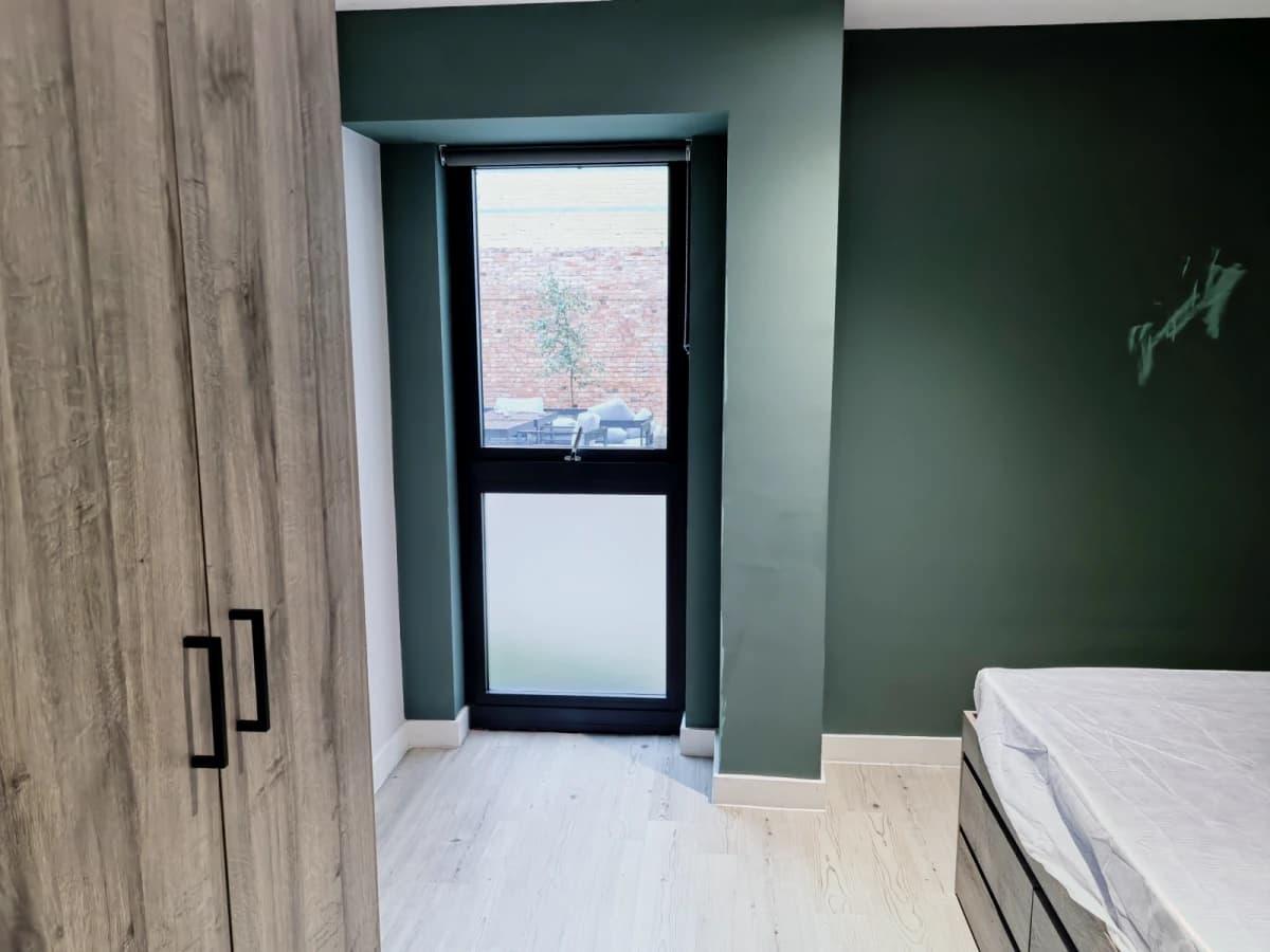 Crown Place image
