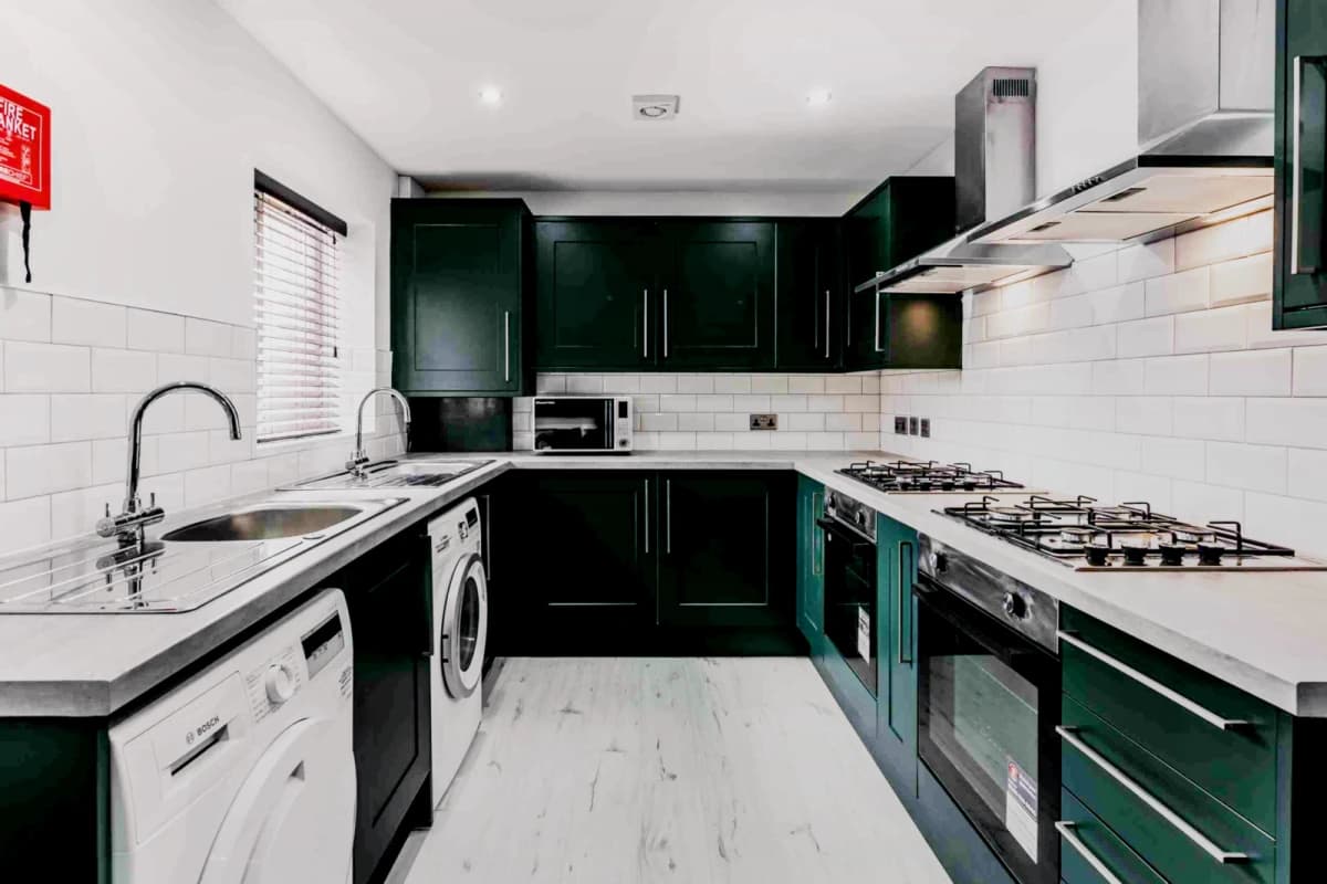 74 Carholme Road, LN1 image 2