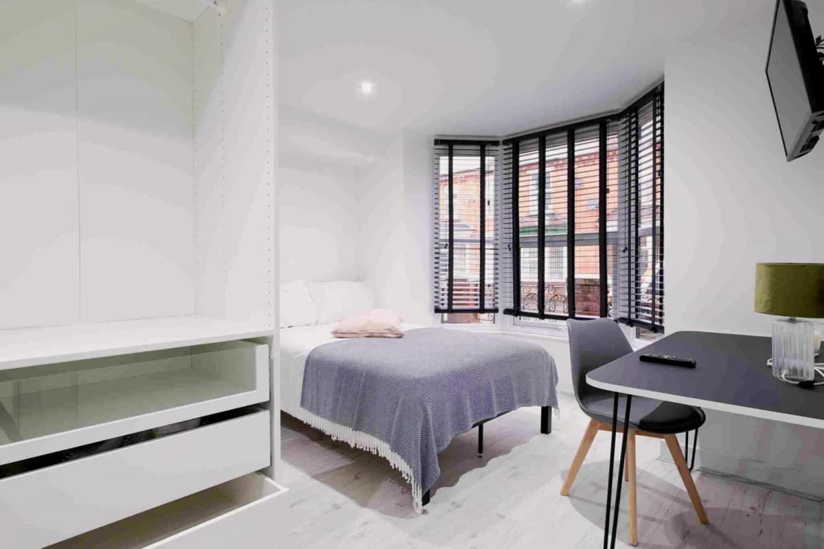 41 Pennell Street image 3