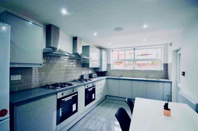68 Bagot Street, L15 image 2