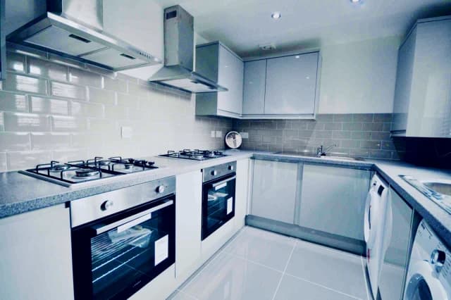 86 Hannan Road, L6 image 3