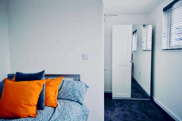 68 Bagot Street, L15 image