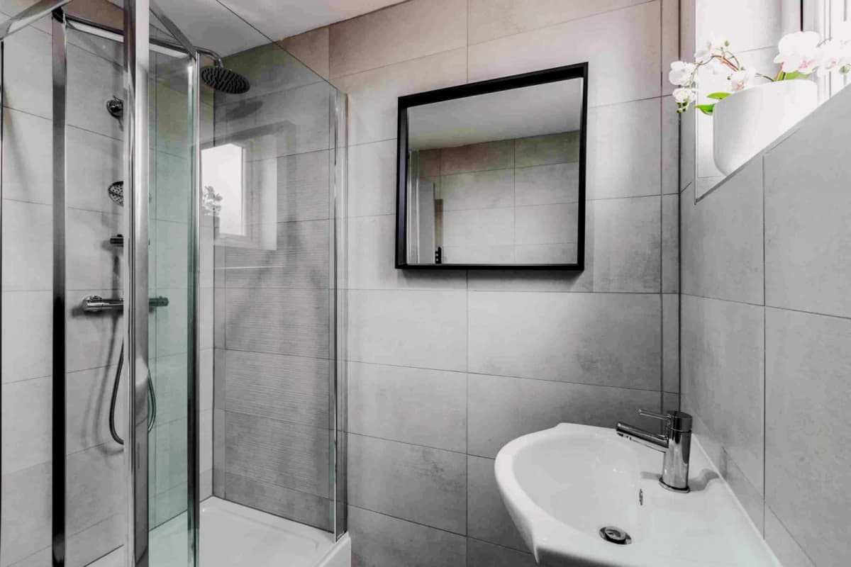 74 Carholme Road, LN1 image