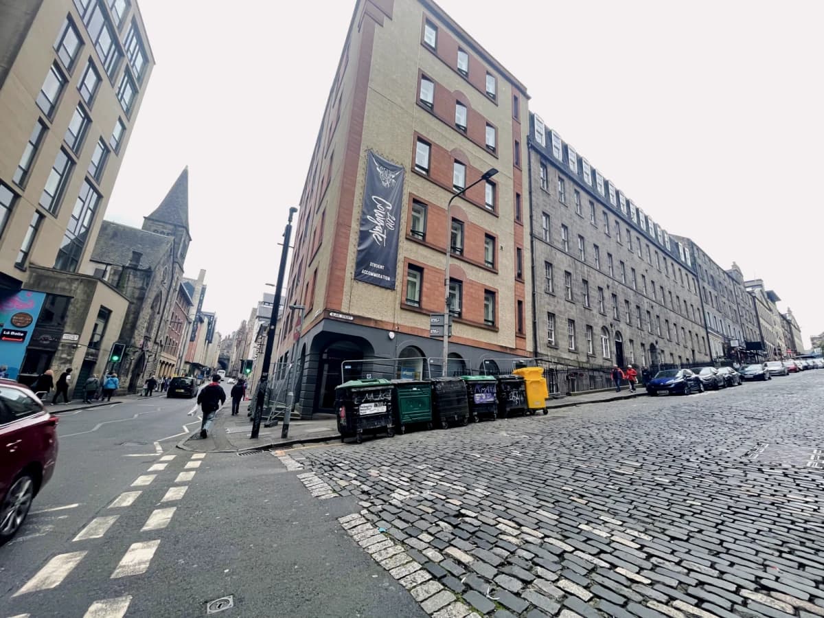 200 Cowgate image
