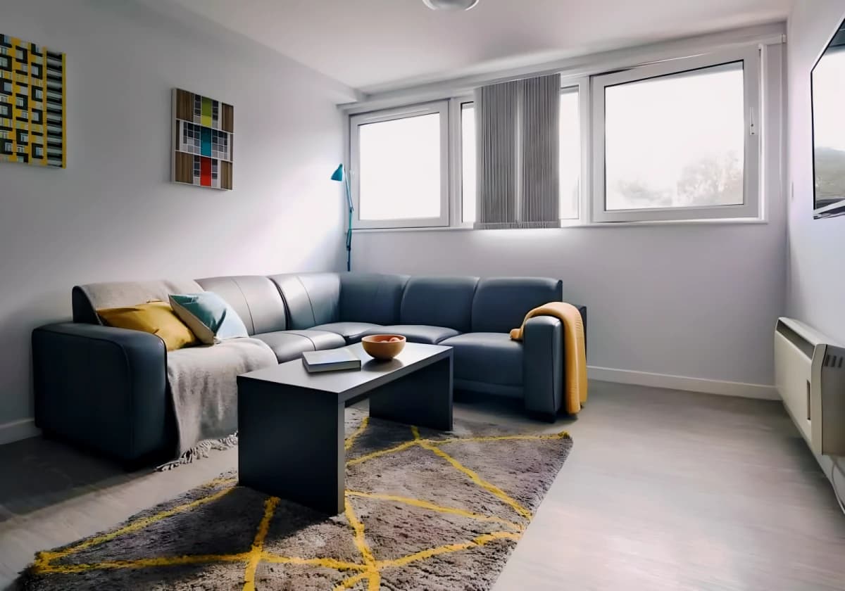 iQ Great Newton House image