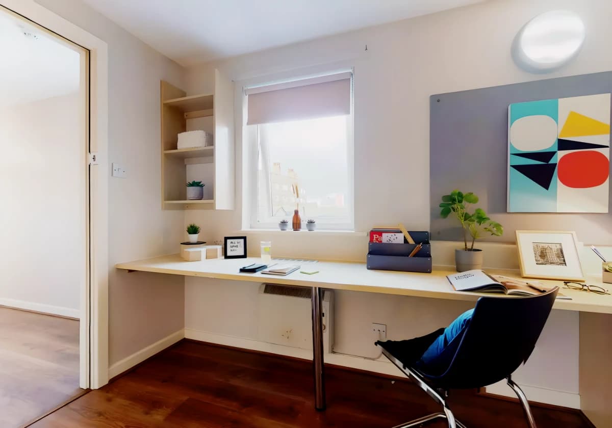 iQ Great Newton House image