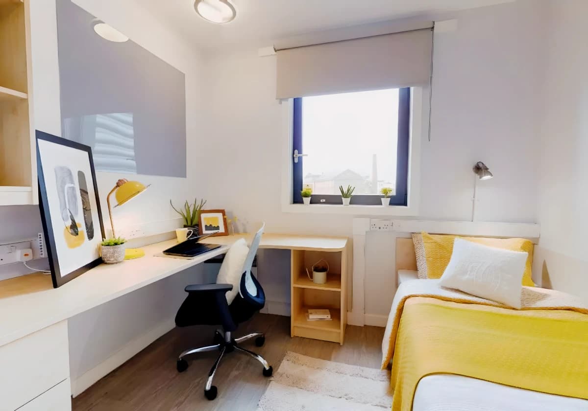 Bronze En Suite Plus