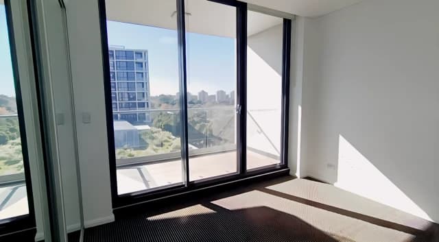 2 Bed 2 Bath*925