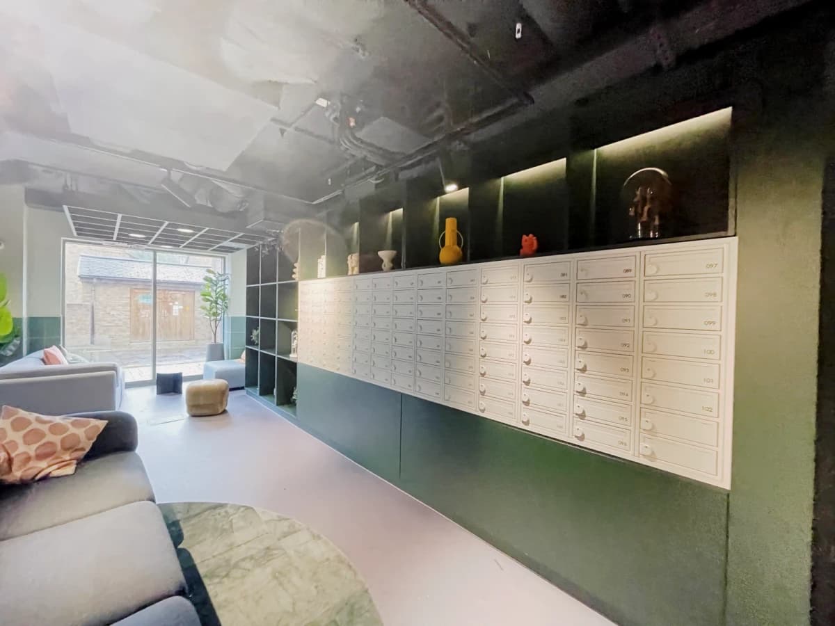 Huxley Studios image