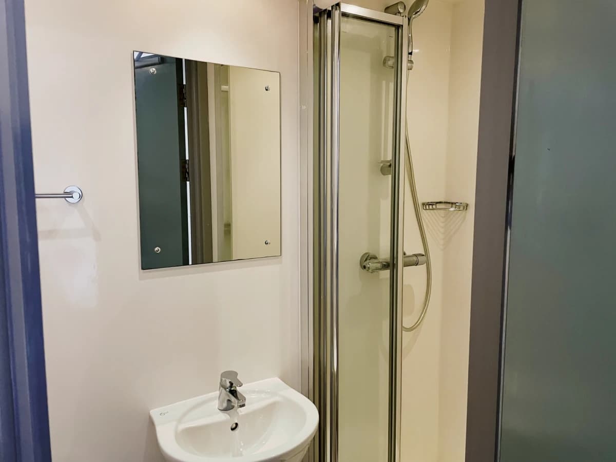 Edge Apartments image