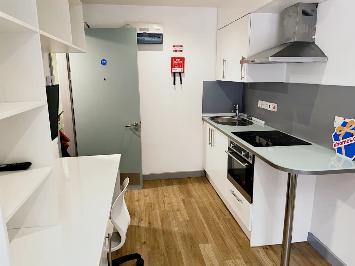 Edge Apartments image