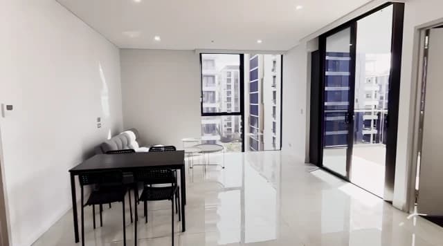 2 Bed 2 Bath