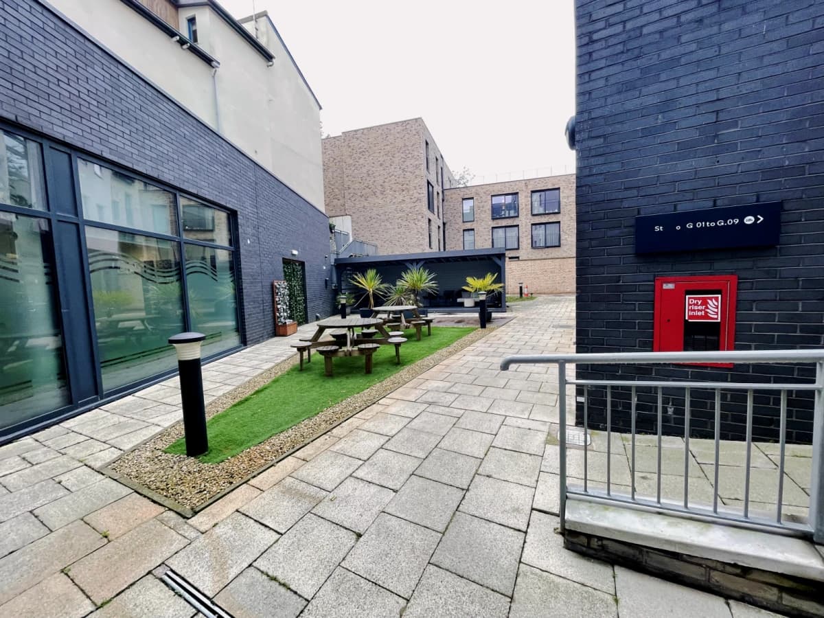 Panmure Court image
