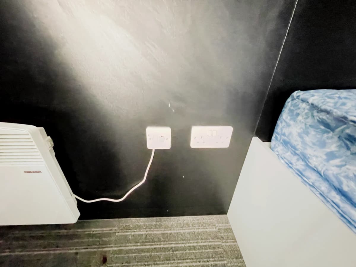 Studio Apartment Bronze
