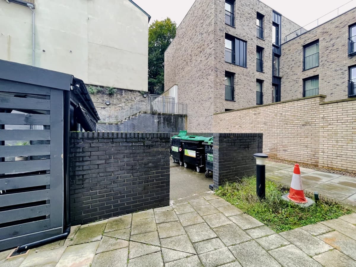 Panmure Court image