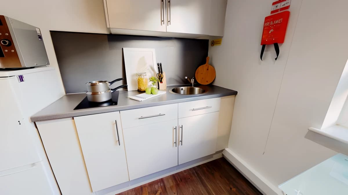 iQ Grosvenor House image