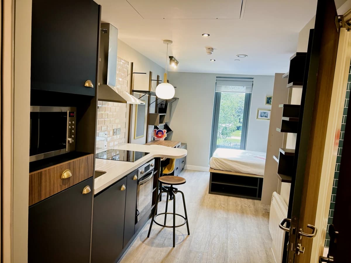 Brunswick Apartments image