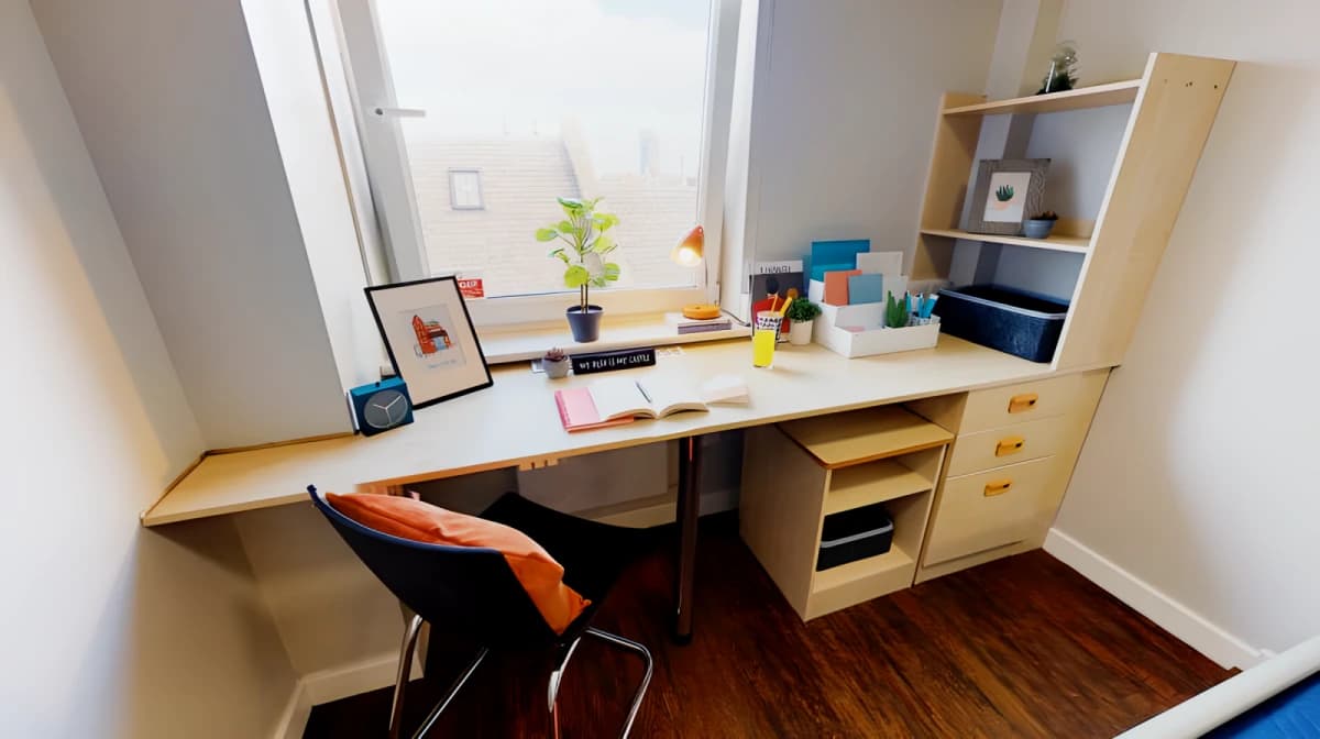 iQ Grosvenor House image