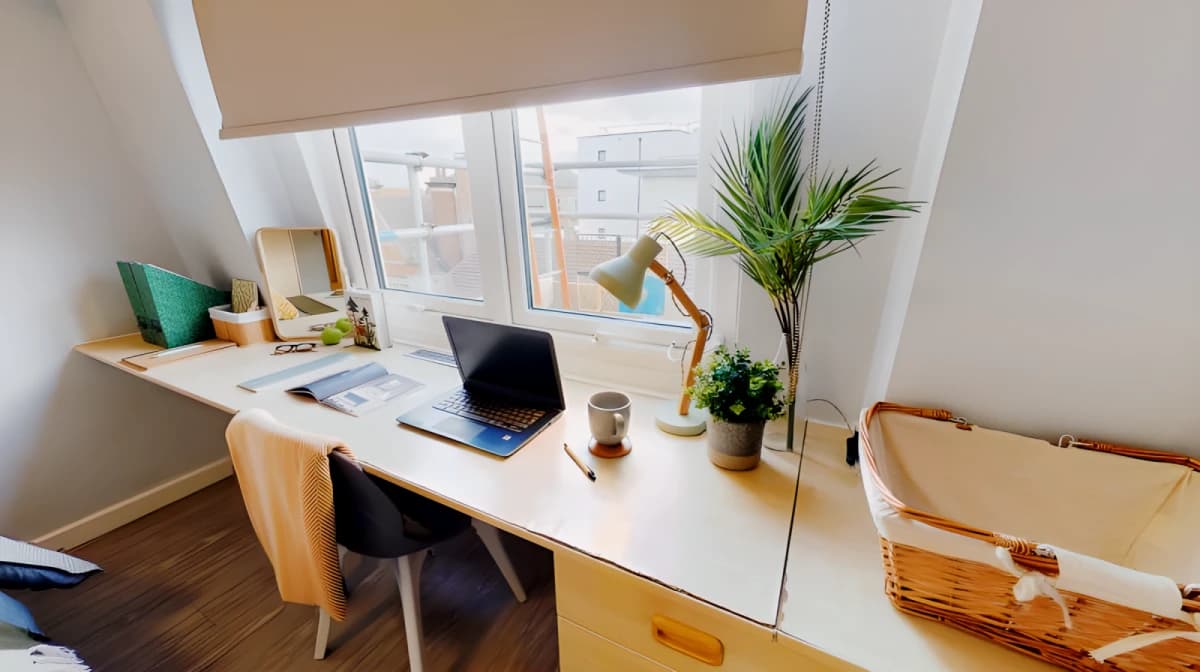 iQ Grosvenor House image