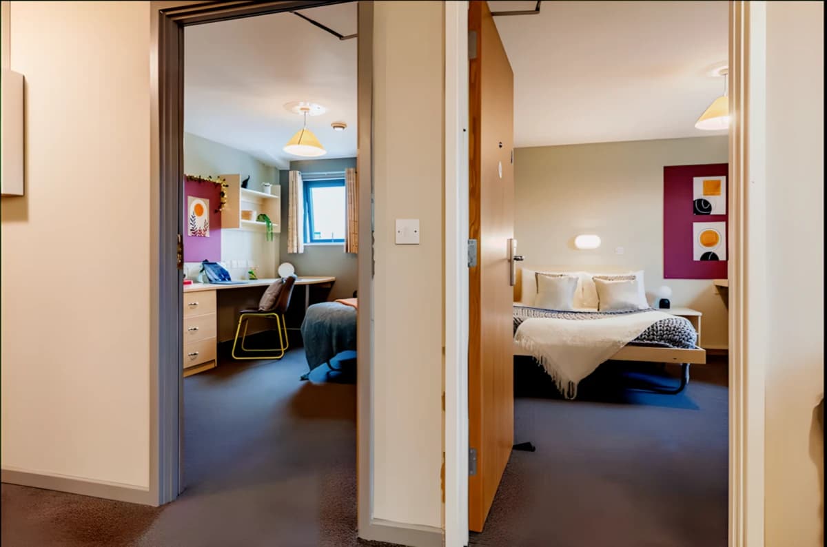 2 Bedroom Flat