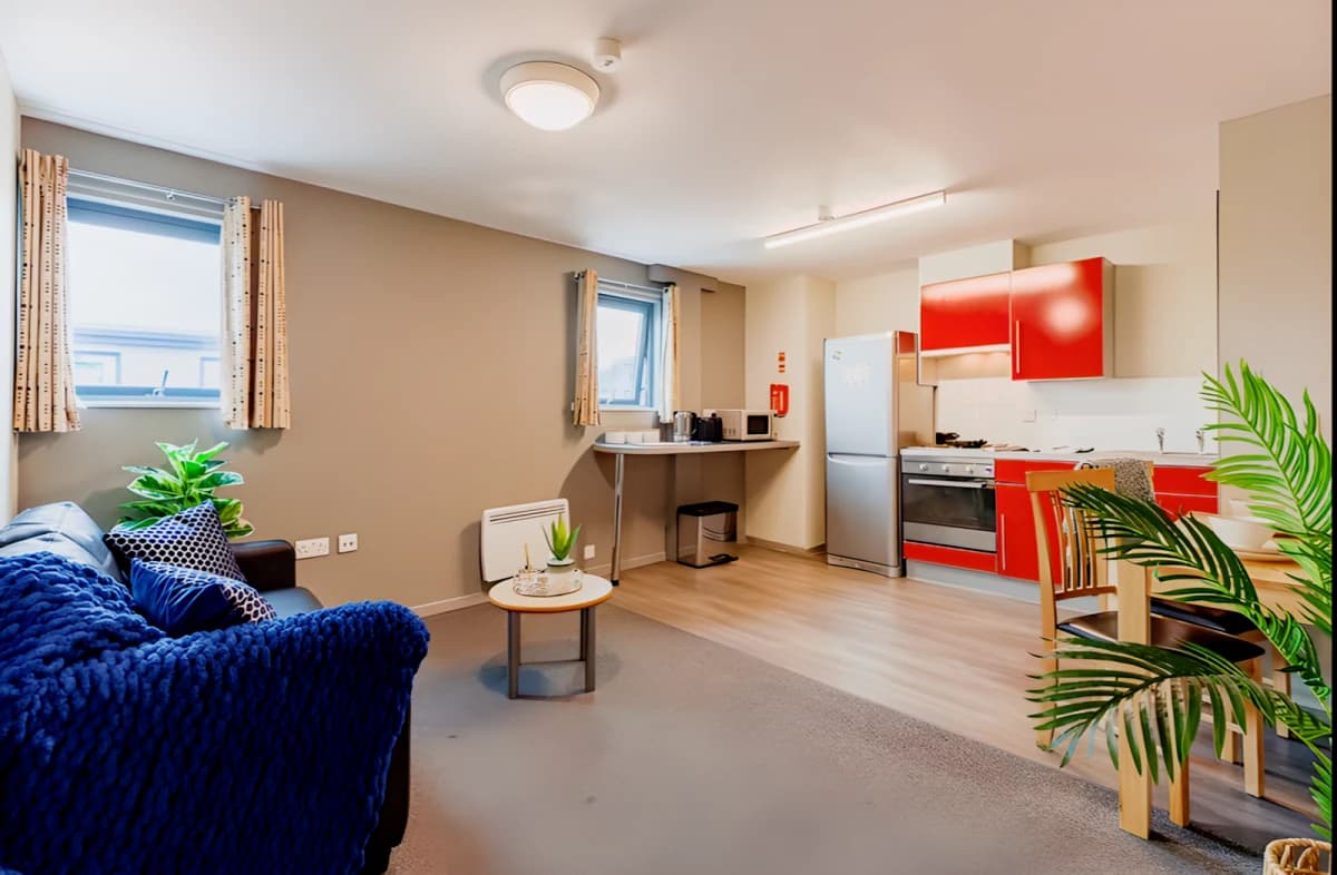 2 Bedroom Flat