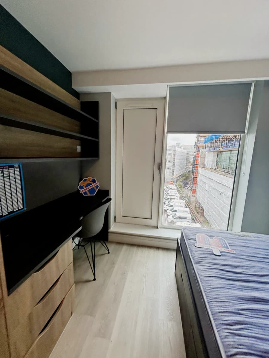 iQ Bankside image