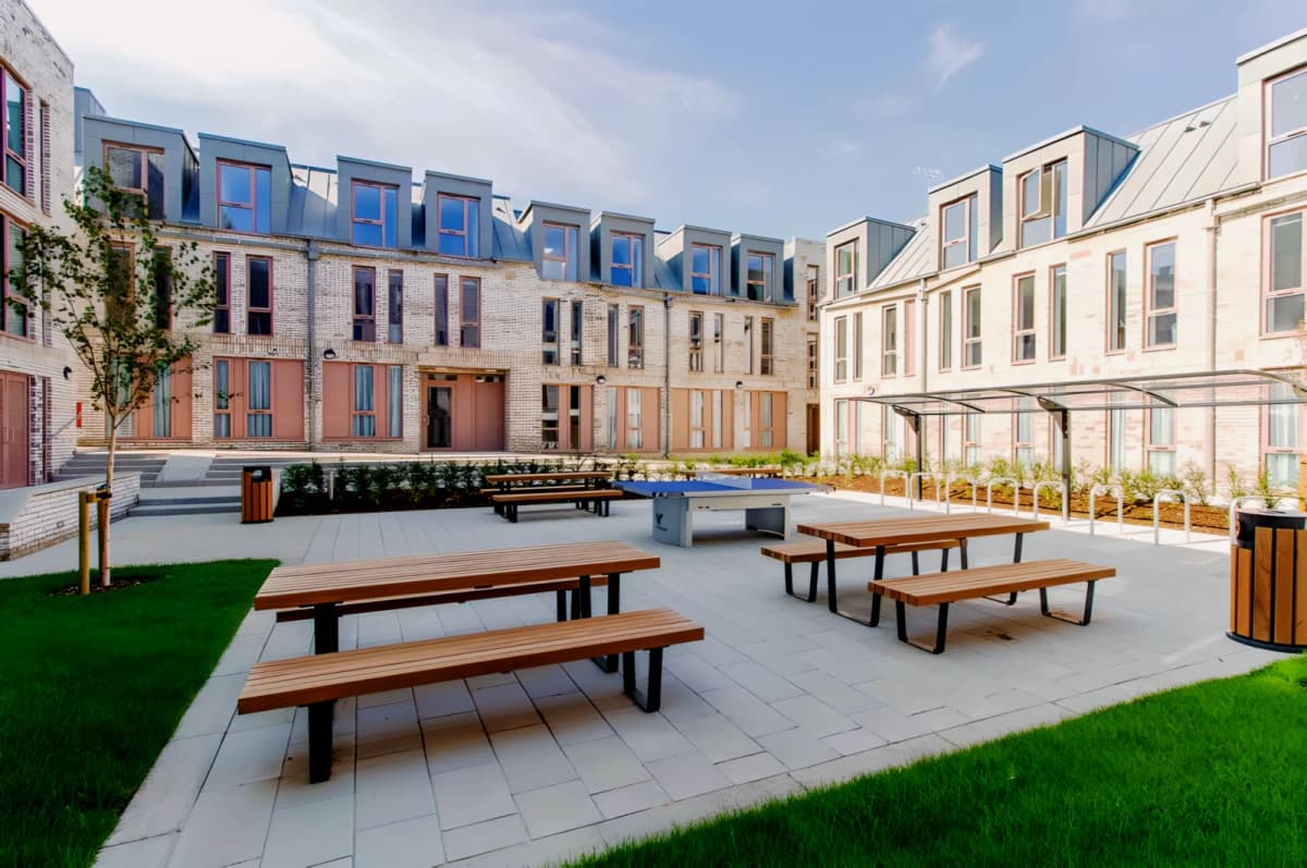 Outdoor Features