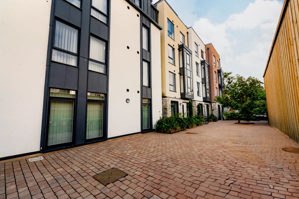 Outdoor Features