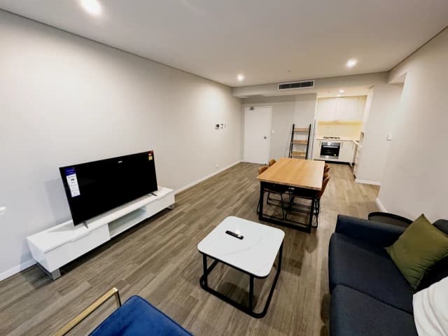 3 bed 2 bath-single room