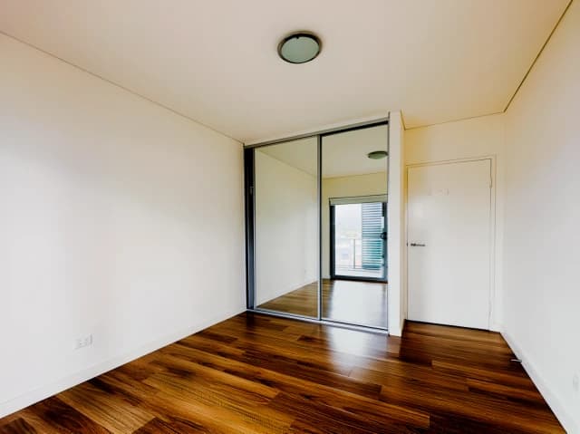 3 bed 2 bath-single room