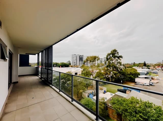 3 bed 2 bath-single room