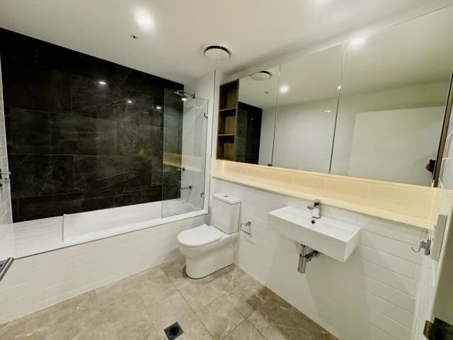 2 bed 2 baths